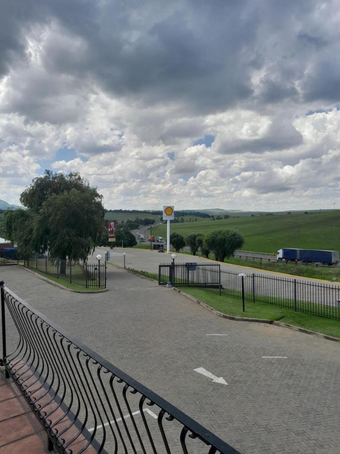 Protea Hotel By Marriott Harrismith Montrose Zewnętrze zdjęcie