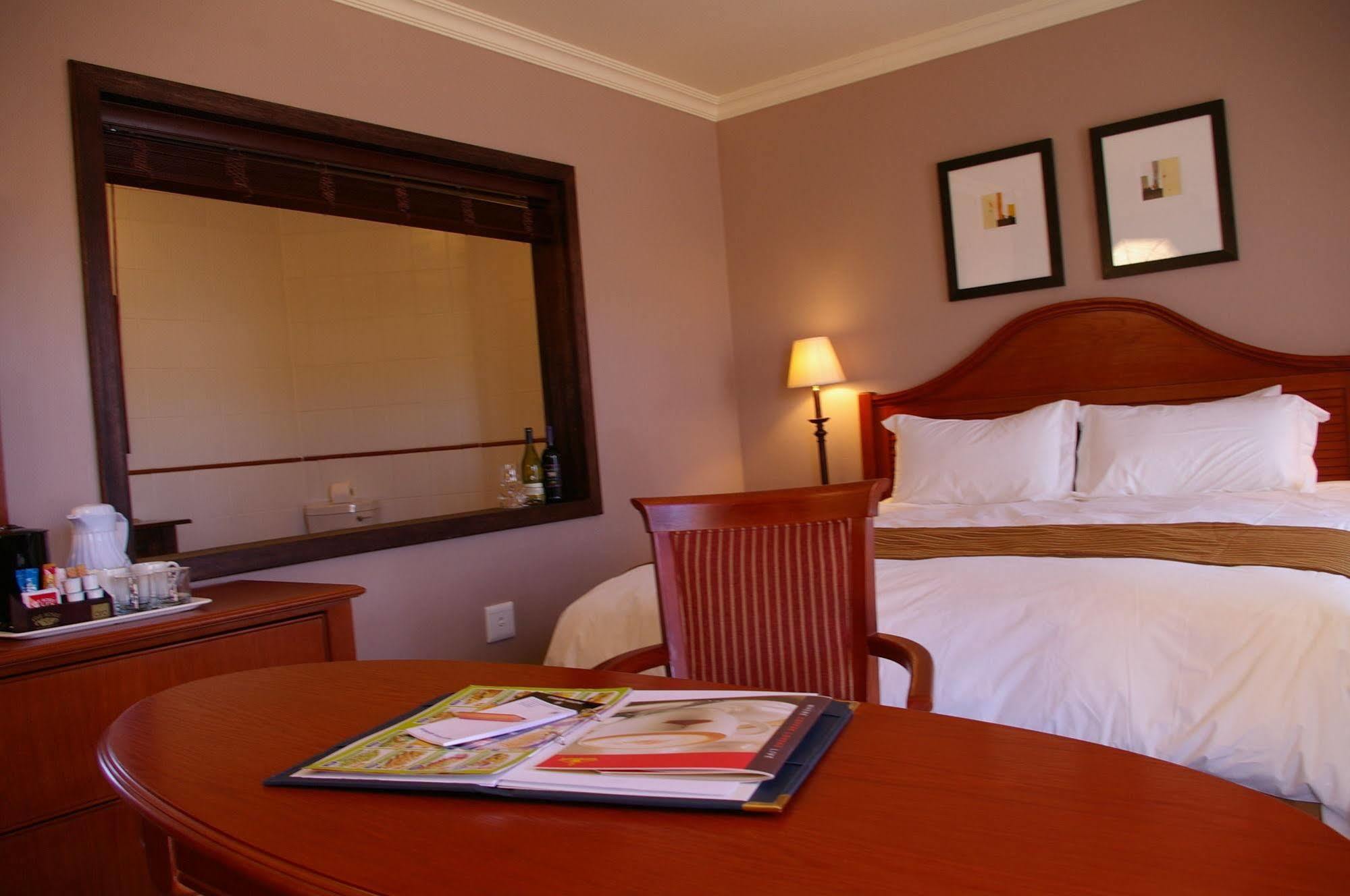 Protea Hotel By Marriott Harrismith Montrose Zewnętrze zdjęcie